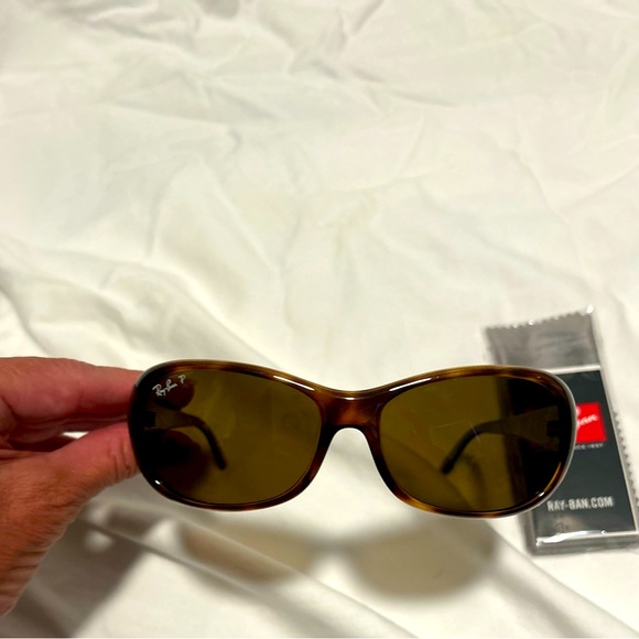 New Ray-Ban “JACKIE OHH” polarized sunglasses. - Picture 2 of 11